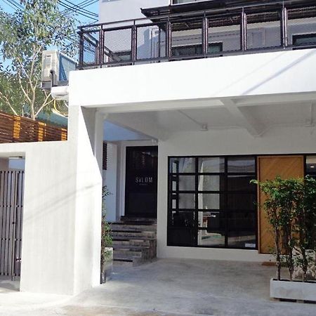 Silom Studios Bangkok Esterno foto