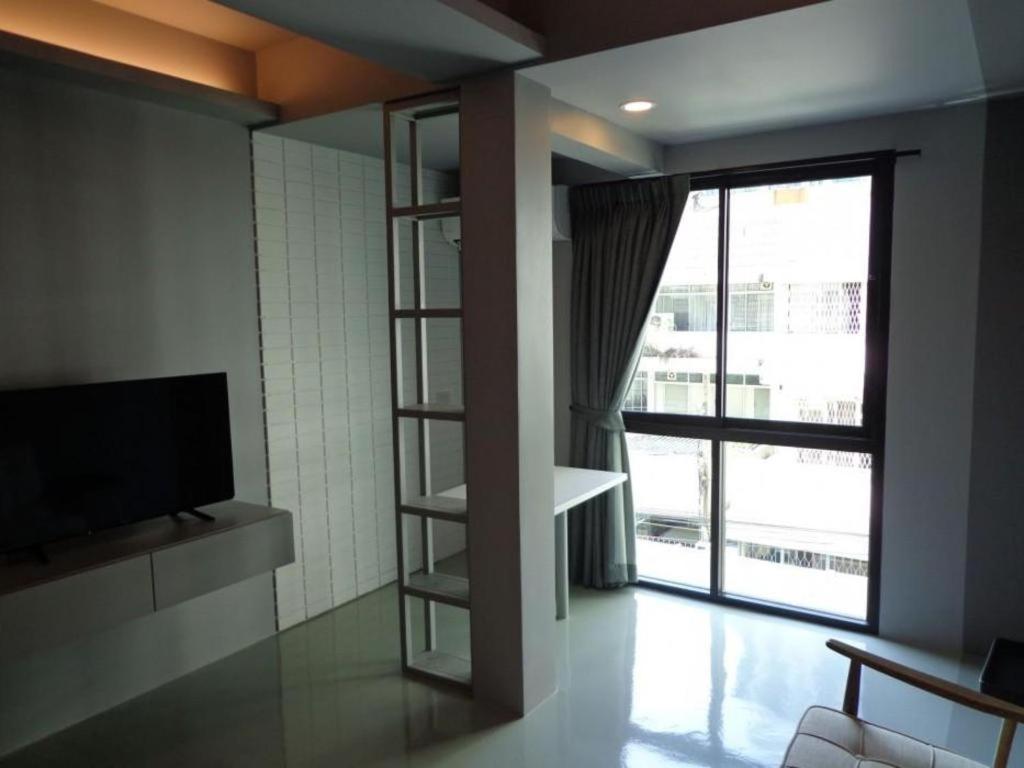 Silom Studios Bangkok Esterno foto