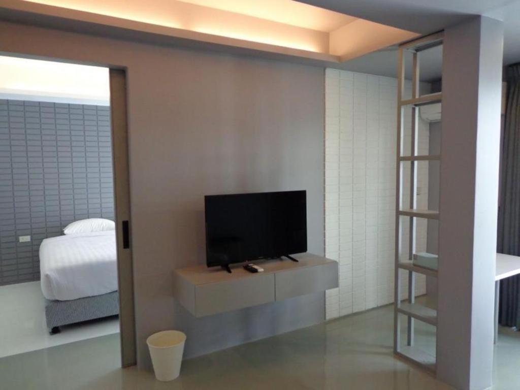Silom Studios Bangkok Esterno foto