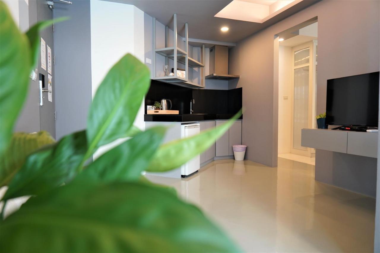 Silom Studios Bangkok Esterno foto