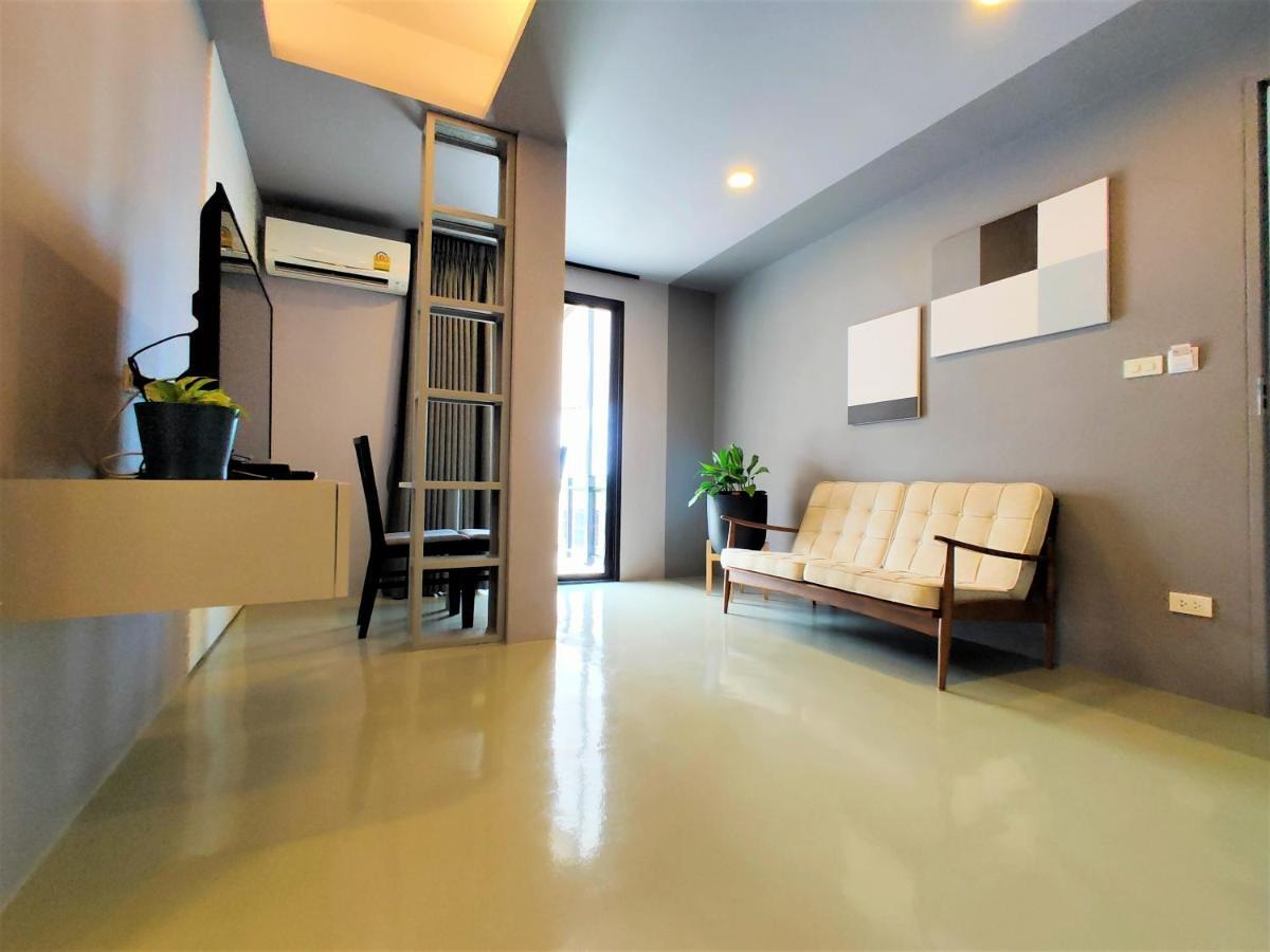 Silom Studios Bangkok Esterno foto