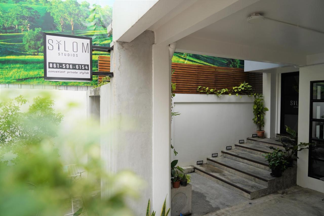 Silom Studios Bangkok Esterno foto
